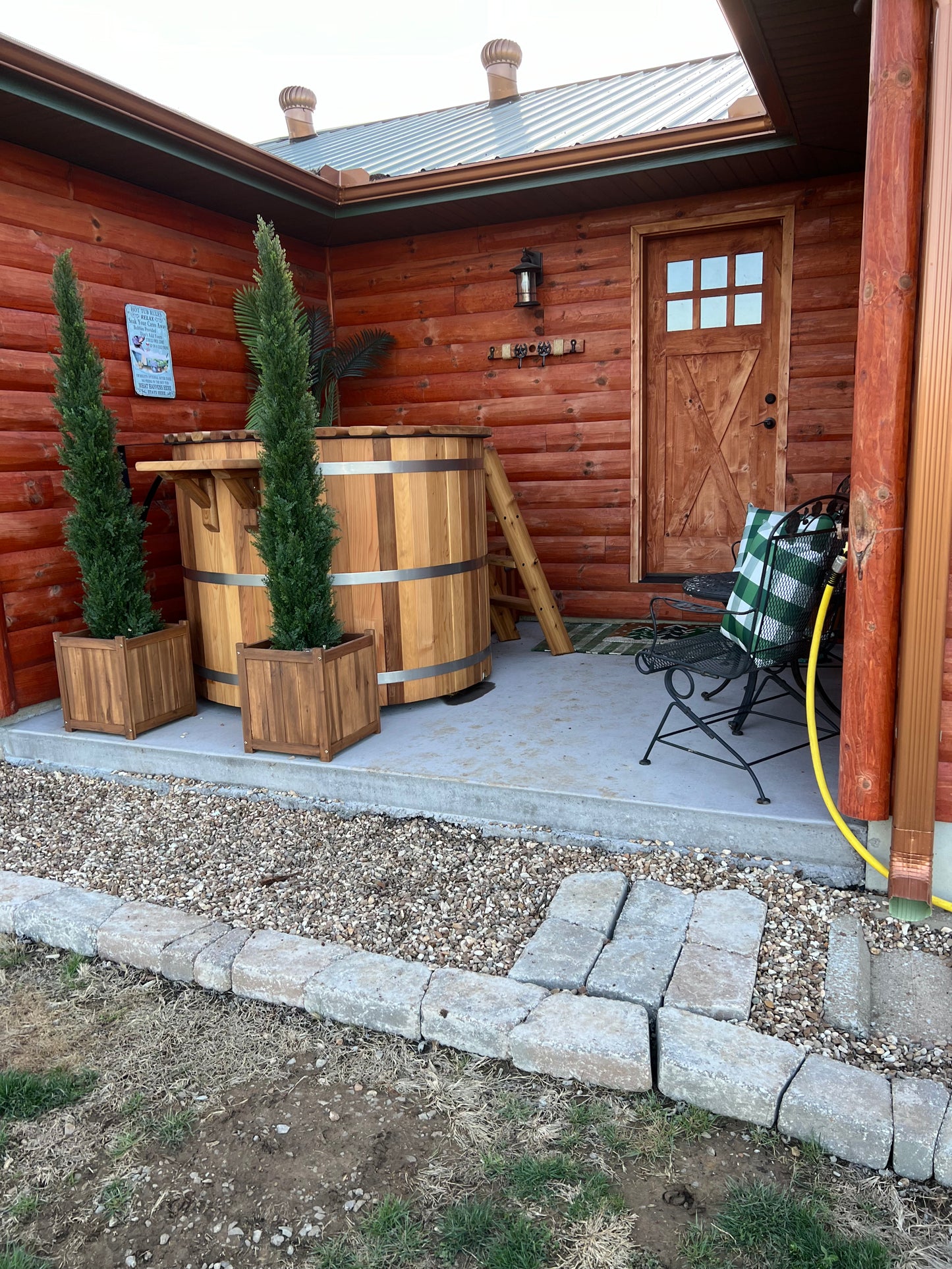 5' Cedar Wood Spa / Hot Tub *Seats 3-4