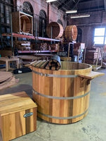 5'  Cedar Wood  Spa / Hot Tub *Seats 3-4