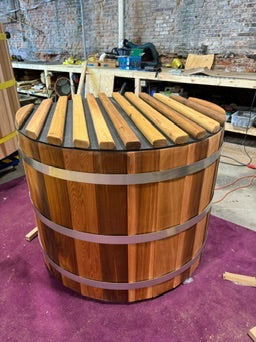 5'  Cedar Wood  Spa / Hot Tub *Seats 3-4