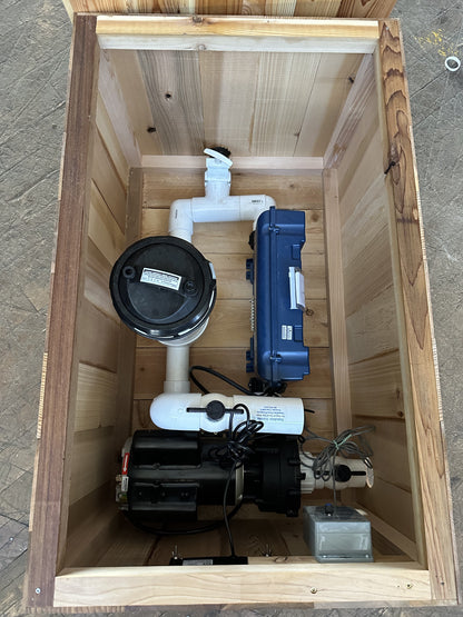 7' Cedar Wood Spa / Hot Tub *Seats 8-10
